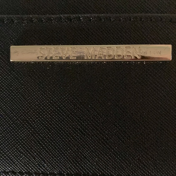 Brand new with plastic still on mirror Steve Madden card - Picture 3 of 5